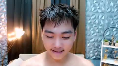 Snapshot of mister_officer chatting on 09.25.25 SAINT SACHI will make your day online show from 09.25.25