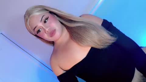 mistress_marta69 online show from 10.18.25