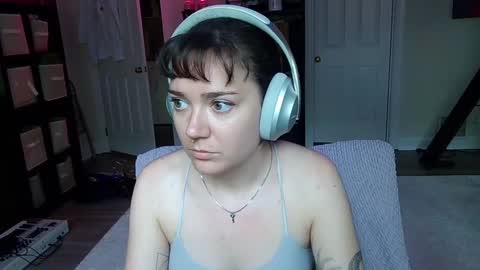 Snapshot of mistressjuniper chatting on 10.14.25 Mistress June online show from 10.14.25