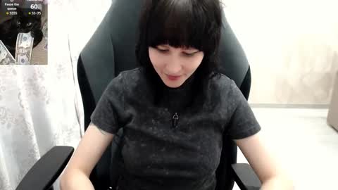 Snapshot of misty_dark chatting on 10.17.25 misty_dark online show from 10.17.25