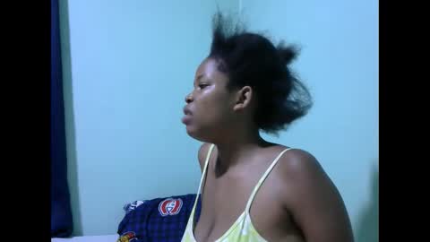 Snapshot of misty_shee chatting on 02.02.25 misty_shee online show from 02.02.25