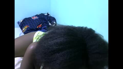 Snapshot of misty_shee chatting on 02.03.25 misty_shee online show from 02.03.25