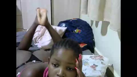 Snapshot of misty_shee chatting on 02.25.25 misty_shee online show from 02.25.25