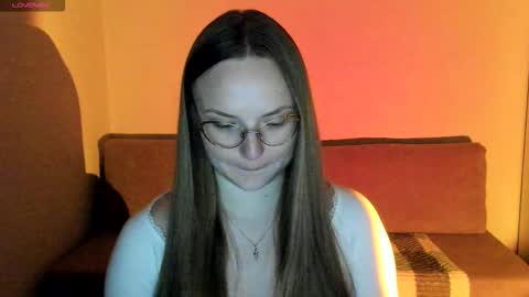 Snapshot of miya_mimi chatting on 10.22.25 Miya online show from 10.22.25
