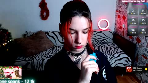 Snapshot of miyaway chatting on 01.11.25 Miya Weekend this week Wednesday and Thursday online show from 01.11.25