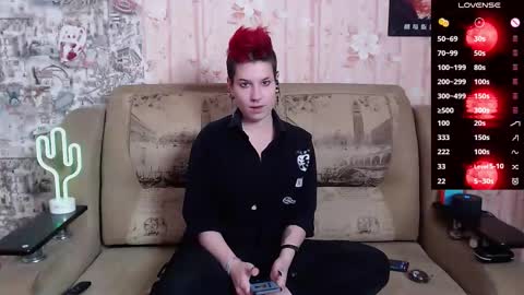 Snapshot of miyaway chatting on 11.04.25 Miya Weekend this week Wednesday and Thursday online show from 11.04.25