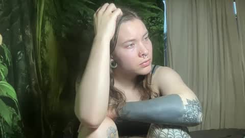 Misty online show from 02.04.25