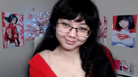 Molly online show from 09.28.25