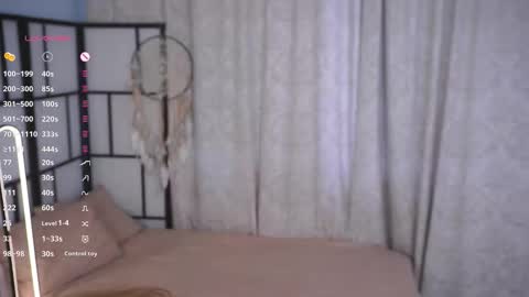 Snapshot of moiraalsbrook chatting on 10.17.25 Diana online show from 10.17.25