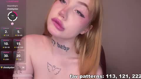 Snapshot of molly_dose chatting on 02.28.25 Molly dose online show from 02.28.25