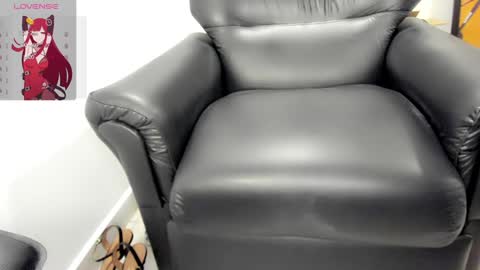 Snapshot of mommy_cassie chatting on 12.08.24 Mommy Cassie online show from 12.08.24