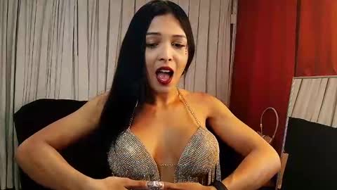 Snapshot of mommyjeva chatting on 10.10.25 Mommy Jeva online show from 10.10.25