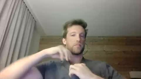 moms_little_monster online show from 12.10.24