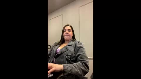 Snapshot of mona28__ chatting on 11.13.25 Mona online show from 11.13.25