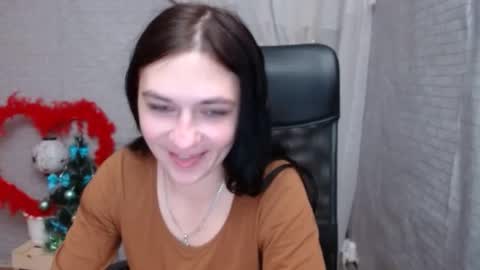 Snapshot of monakali chatting on 12.17.24 monakali online show from 12.17.24