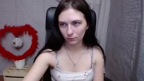 Snapshot of monakali chatting on 01.28.25 monakali online show from 01.28.25