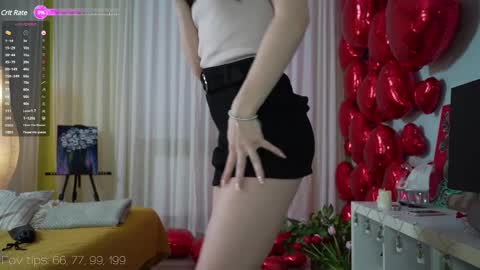 Snapshot of moni_carroll chatting on 03.08.25 Monia Help me get 20000 subscribers online show from 03.08.25