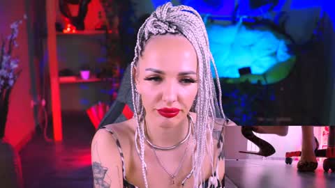 Monika online show from 02.07.25