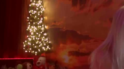 Snapshot of monicutex chatting on 12.28.24 Monika online show from 12.28.24