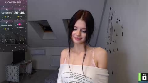 Snapshot of monika_mikado chatting on 12.04.25 monika_mikado online show from 12.04.25