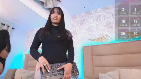 Adriana online show from 11.05.25