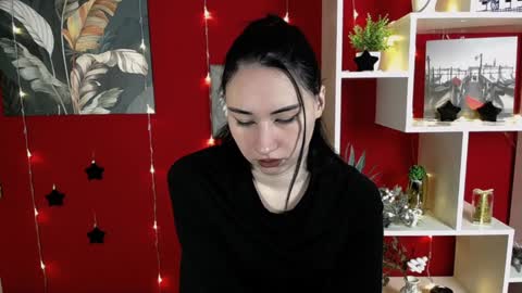 Snapshot of moon_foxy_ chatting on 12.16.24 Diana online show from 12.16.24