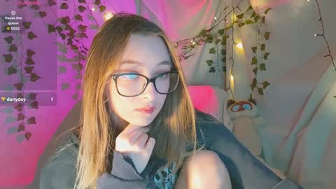 Snapshot of moonlight__lovers chatting on 12.07.24 Dana online show from 12.07.24