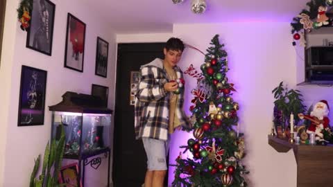 Snapshot of morgan_hiller chatting on 01.13.25   online show from 01.13.25