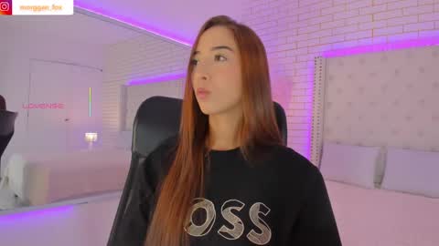 Morggan Castle online show from 09.26.25