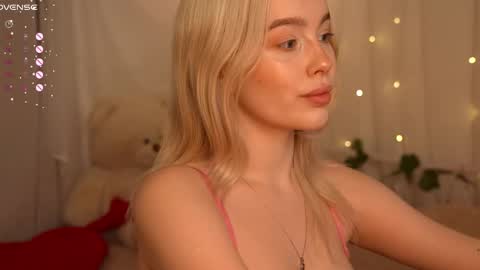 Snapshot of mother__of__dragons chatting on 11.15.25 Deni and Jett my weekly schedule online show from 11.15.25