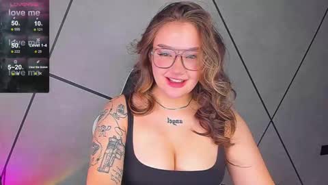 Snapshot of mousemother chatting on 10.23.25 Carolina online show from 10.23.25