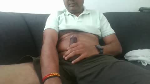 Snapshot of mpterm chatting on 10.24.25 Rahul Nair online show from 10.24.25