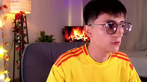 Mr Evans online show from 03.05.25