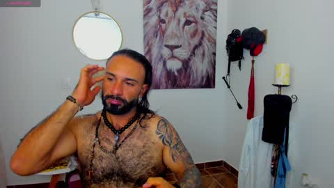 Snapshot of mr_maik22 chatting on 12.26.24 mr_maik22 online show from 12.26.24