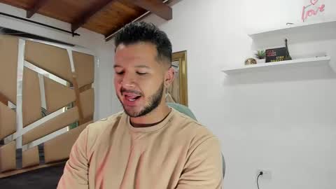Snapshot of mr_mikee_ chatting on 02.12.25 MIKEE online show from 02.12.25