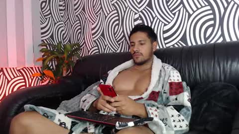 AARON online show from 12.02.24