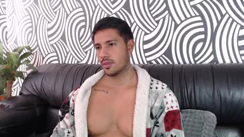 AARON online show from 12.06.24