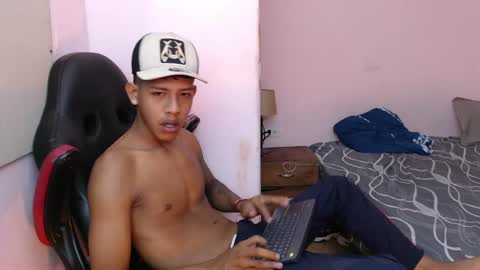 Snapshot of mr_stiven_ chatting on 01.06.25 mr_stiven_ online show from 01.06.25