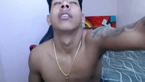 Snapshot of mr_stiven_ chatting on 02.04.25 mr_stiven_ online show from 02.04.25