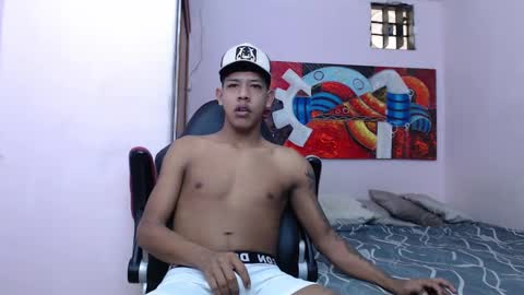 Snapshot of mr_stiven_ chatting on 02.11.25 mr_stiven_ online show from 02.11.25