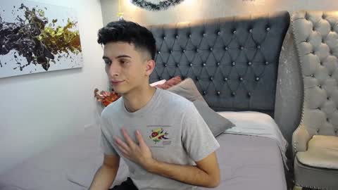 Snapshot of mr_williseo chatting on 12.25.24 williseo online show from 12.25.24