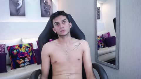 Snapshot of mr_williseo chatting on 03.04.25 williseo online show from 03.04.25