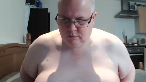 Snapshot of mralistairgoldiegmailcom chatting on 03.04.25 Professor-Perv online show from 03.04.25