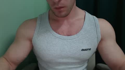 Snapshot of mrbiceps_23 chatting on 02.15.25 Mrbiceps23 online show from 02.15.25
