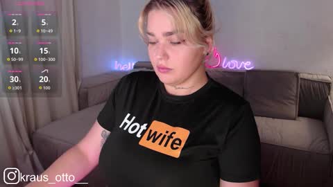 Snapshot of mrs_kitty69 chatting on 10.13.25 mrs kitty69 online show from 10.13.25