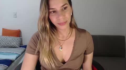 Snapshot of ms_sofiax chatting on 10.03.25 Sofia online show from 10.03.25