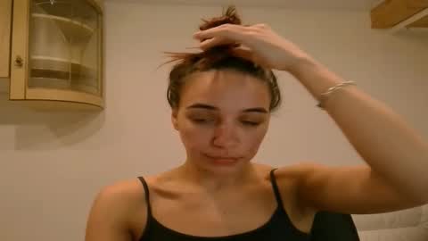 Snapshot of ms_sophiee chatting on 03.08.25 ms_sophiee online show from 03.08.25
