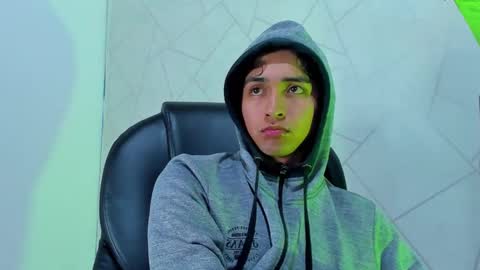 Snapshot of muichiro_tokito1 chatting on 11.13.25 muichiro tokito1 online show from 11.13.25