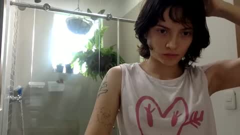 Snapshot of munchi_ chatting on 02.13.25   online show from 02.13.25