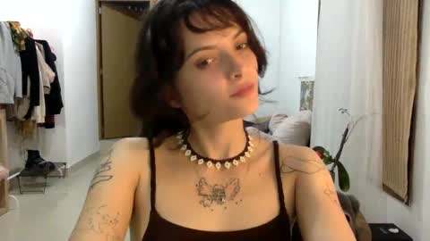 Snapshot of munchi_ chatting on 02.20.25   online show from 02.20.25